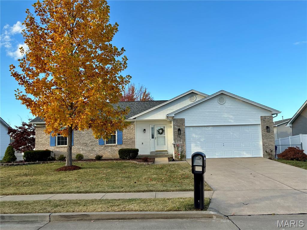 447 Briarwood Lane Property Photo 1