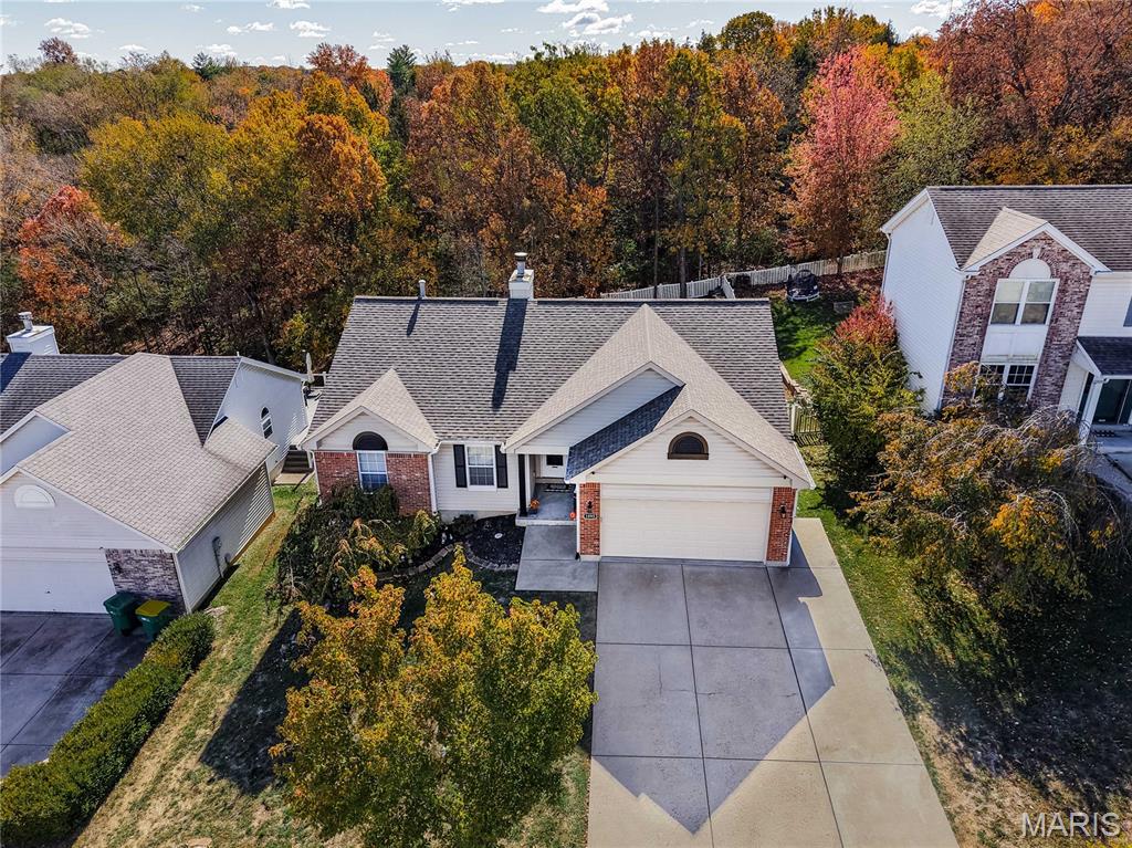 1095 Schumacher Road Property Photo 1