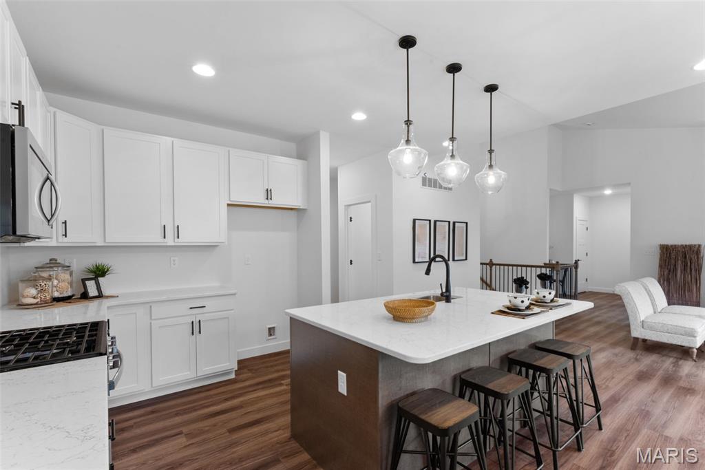 1 Tbb Rochester Walnut Hollow Property Photo 10