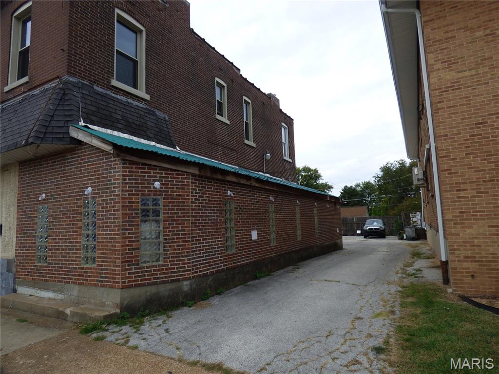 3219-3225 Morgan Ford Road Property Photo 3
