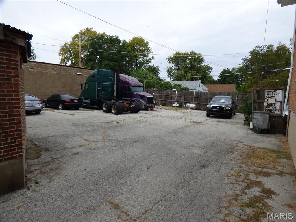 3219-3225 Morgan Ford Road Property Photo 5