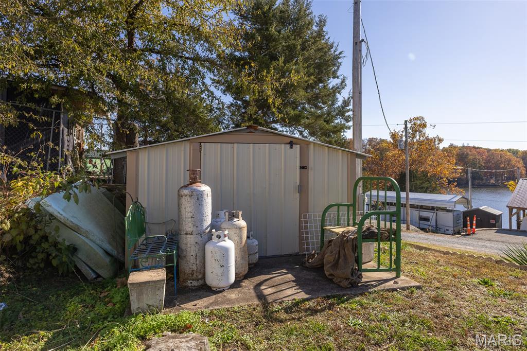 14607 Rock Cliff Drive Property Photo 25
