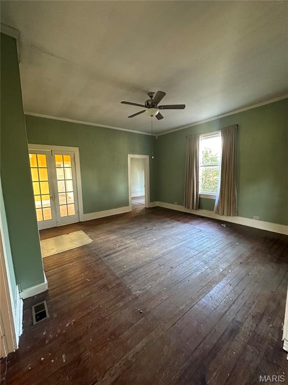412 E Howard Property Photo 19
