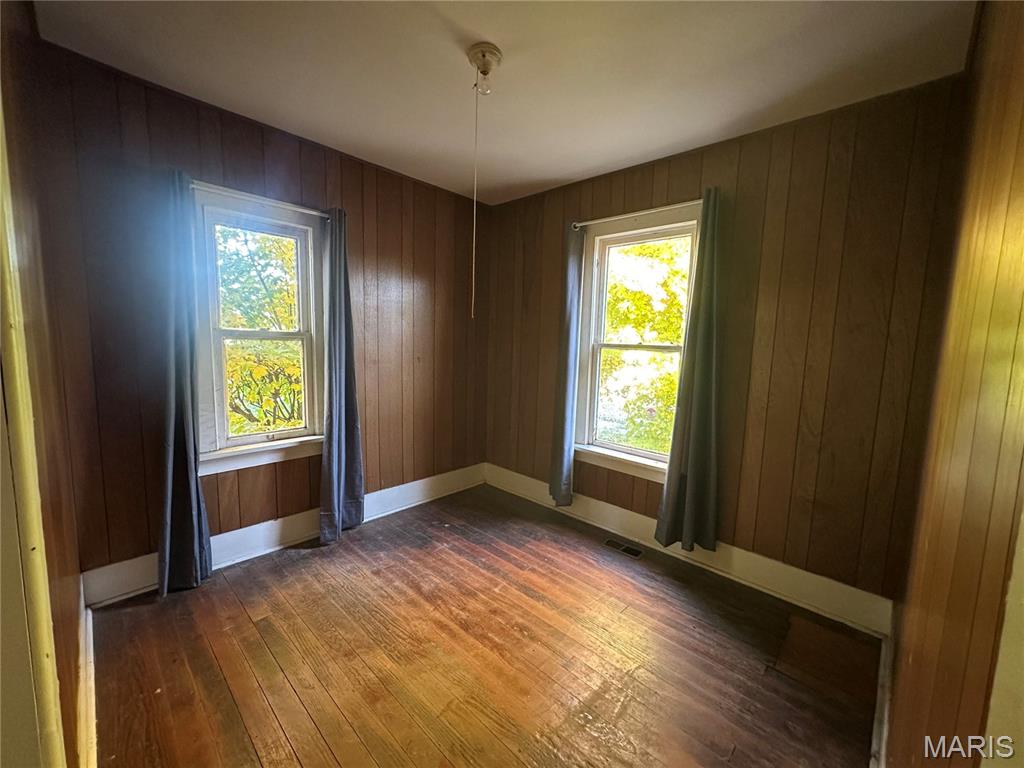 412 E Howard Property Photo 24