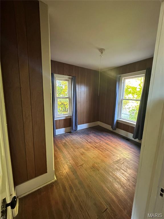 412 E Howard Property Photo 25