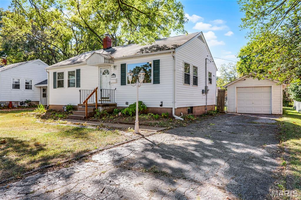 1217 Grant Drive Property Photo 1