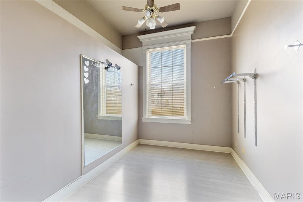 120 Henry Avenue Property Photo 33