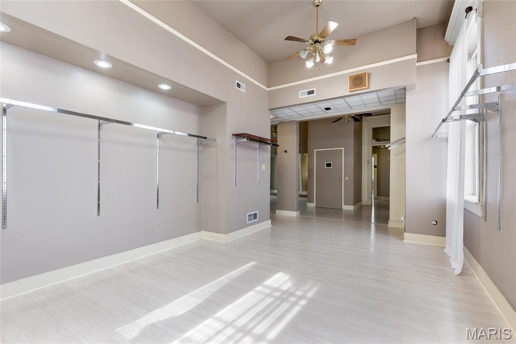 120 Henry Avenue Property Photo 36