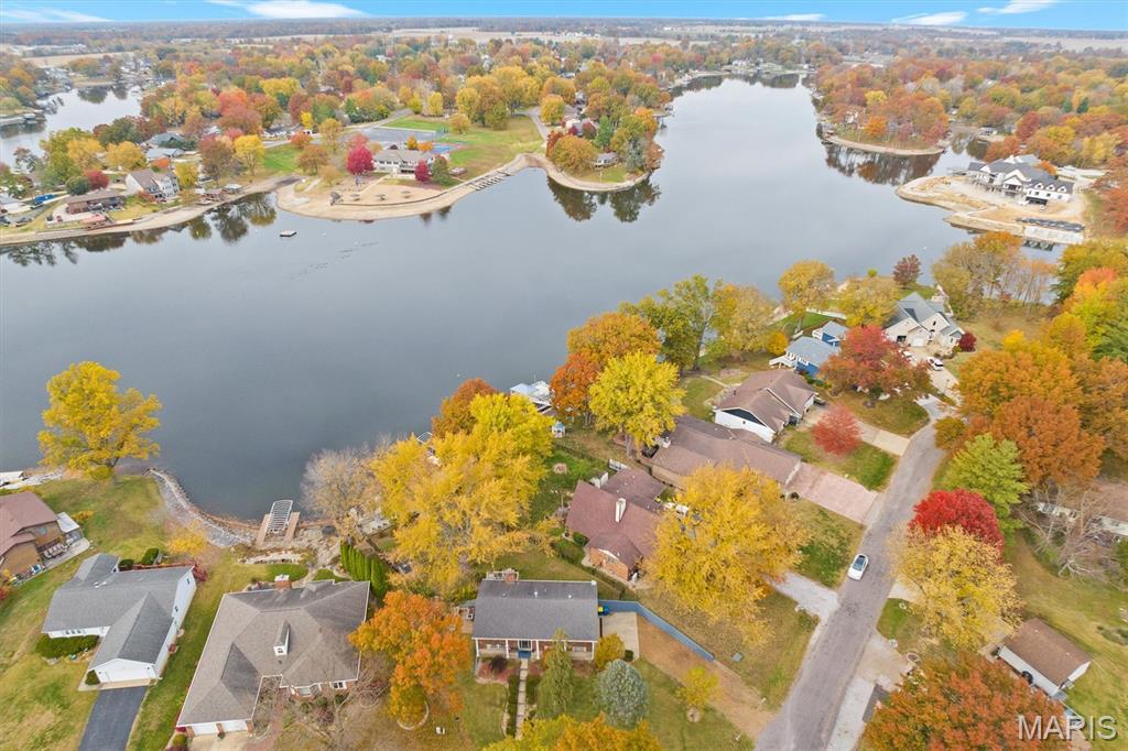 1999 Treasure Drive Property Photo 1