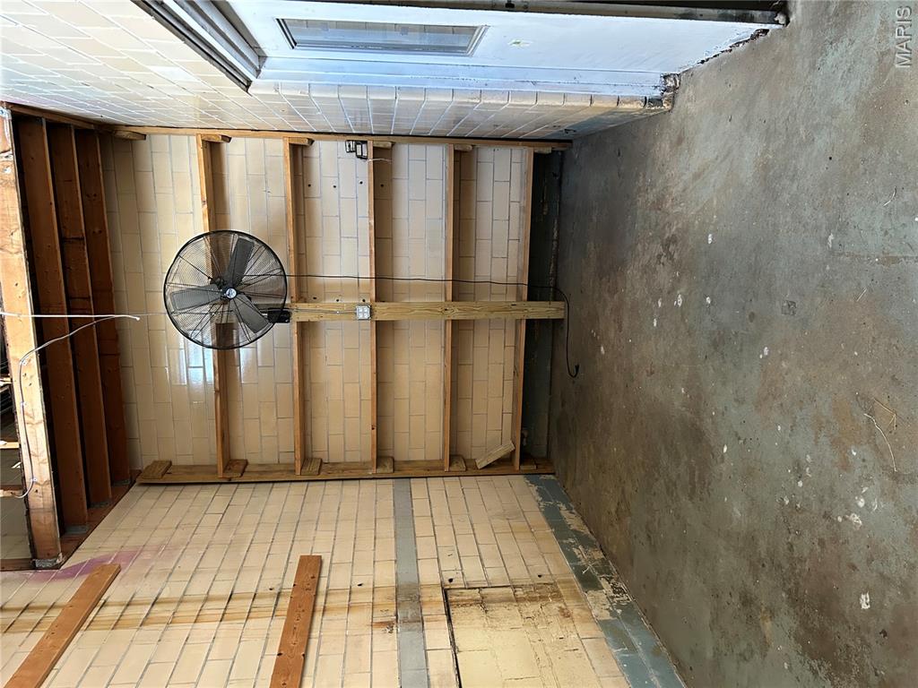 25075484 Property Photo 11