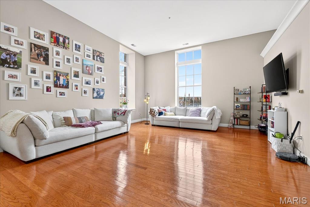 1515 Lafayette Avenue 211 Property Photo 7