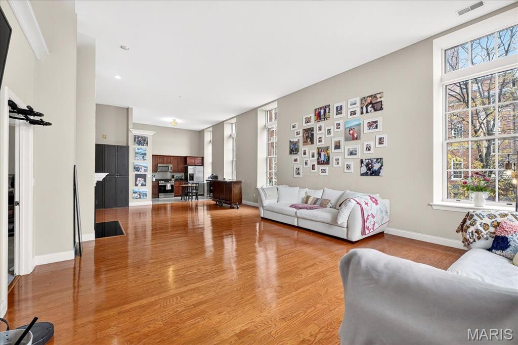 1515 Lafayette Avenue 211 Property Photo 9