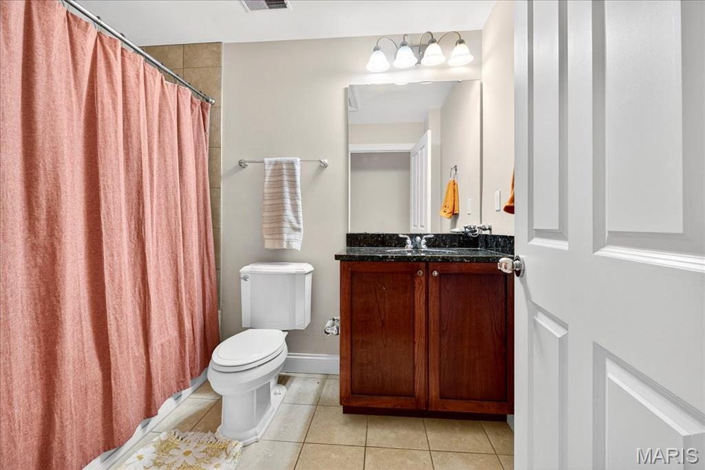 1515 Lafayette Avenue 211 Property Photo 13