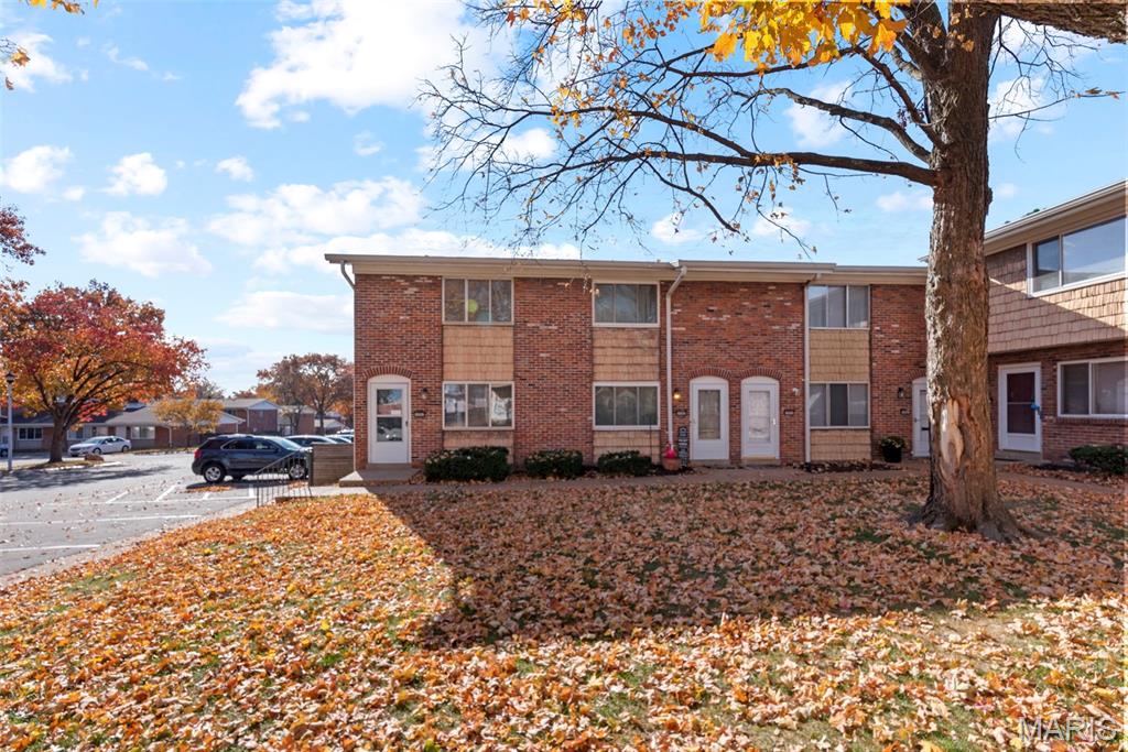 10587 Carroll Wood Way Property Photo 27
