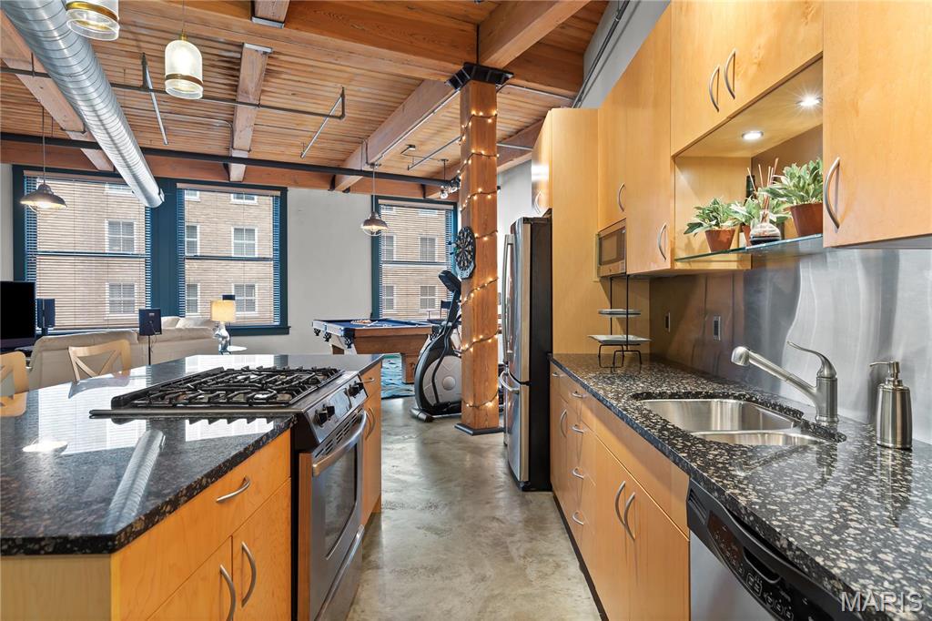 901 Washington Avenue 605 Property Photo 13