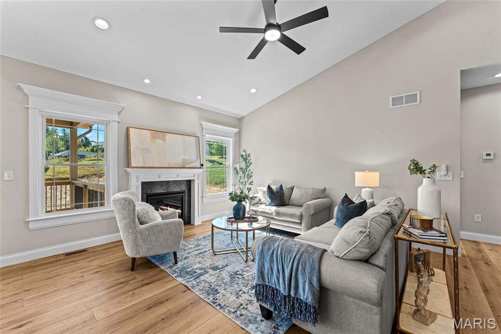 8084 Villa Valley Property Photo 6