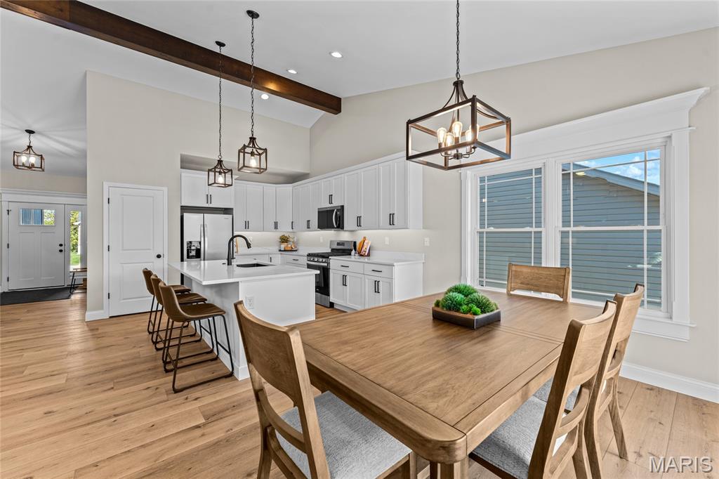 8084 Villa Valley Property Photo 8