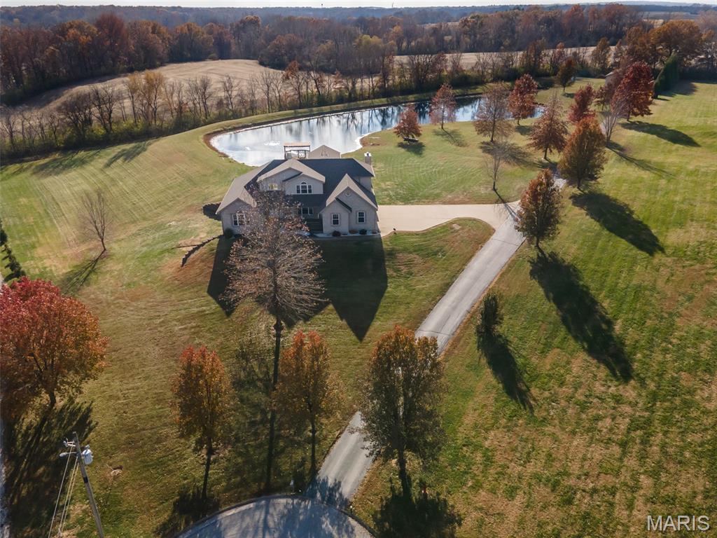 31899 Red Oak Drive Property Photo 3