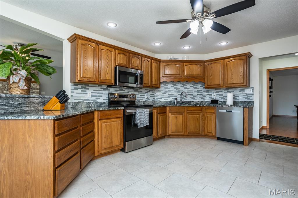 31899 Red Oak Drive Property Photo 11