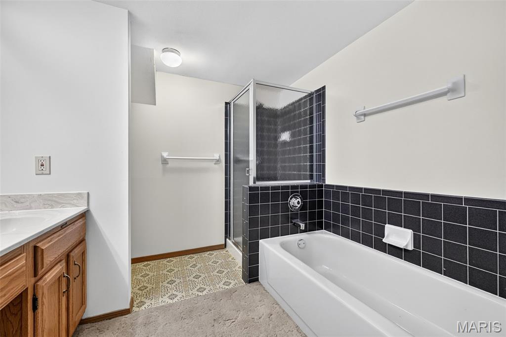 5162 Hollow Wood Court D Property Photo 23