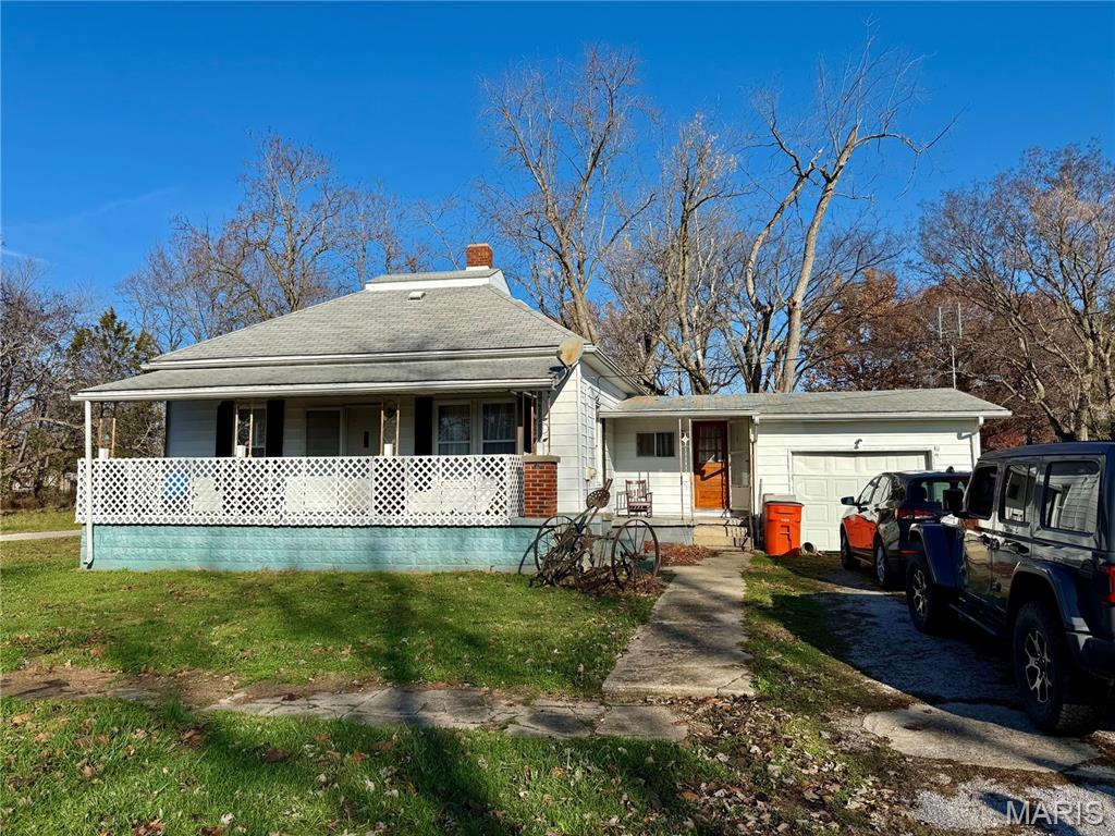 109 W Willow Street Property Photo 1
