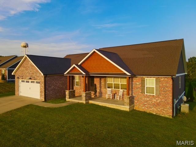 2864 Clear Spring Place Property Photo 2