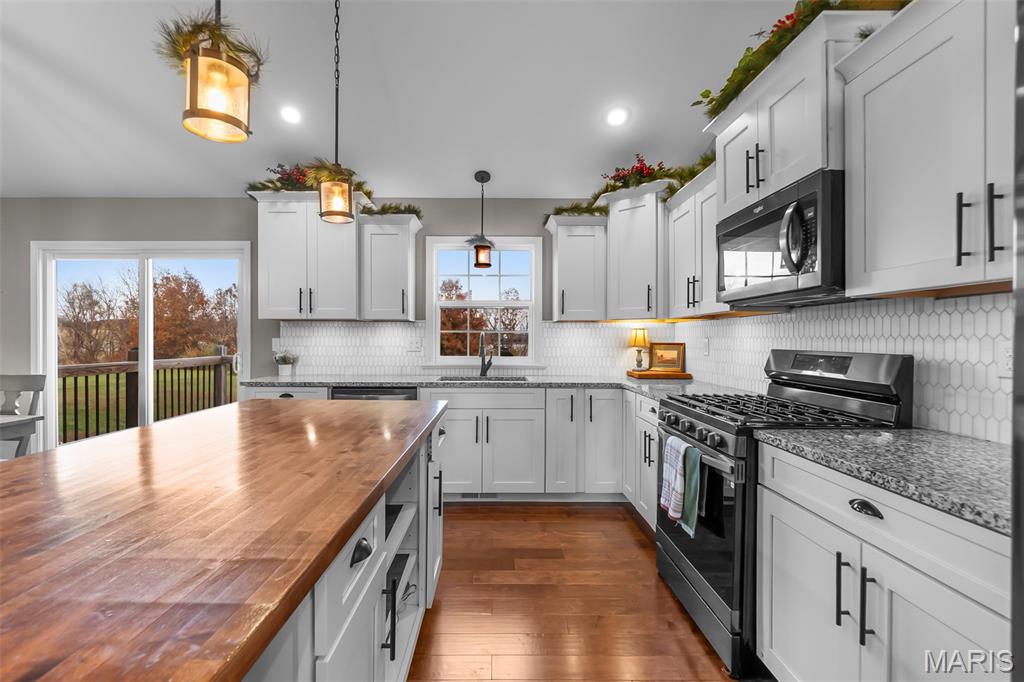 2864 Clear Spring Place Property Photo 13