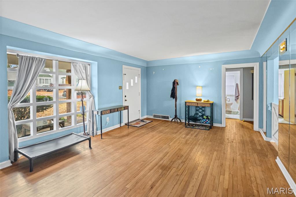106 N 81st Street Property Photo 4