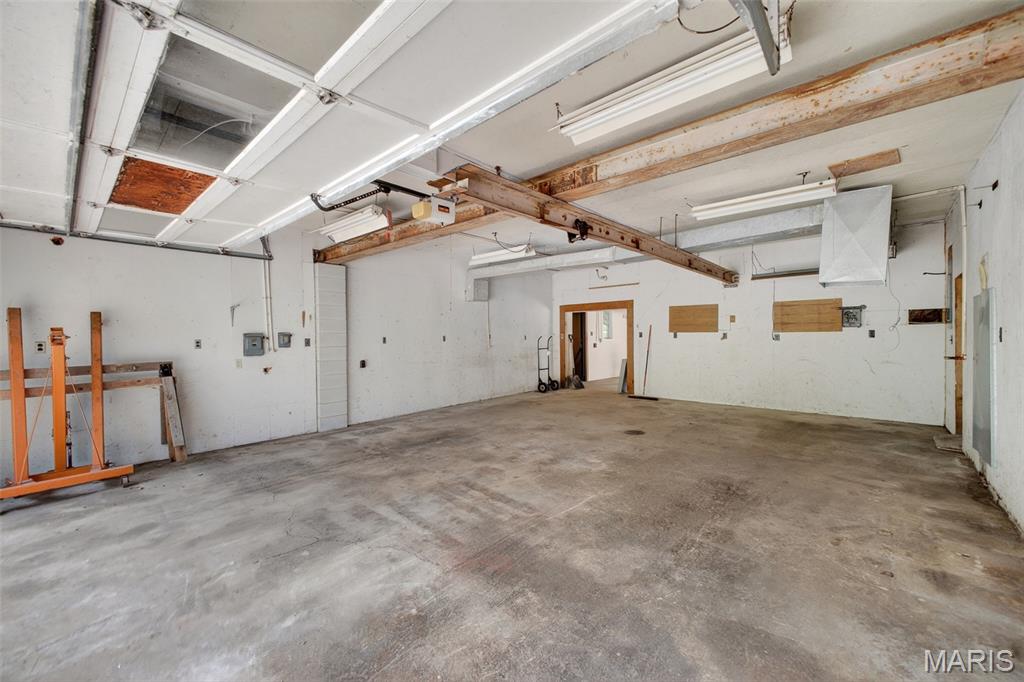 21987 Teak Lane Property Photo 3