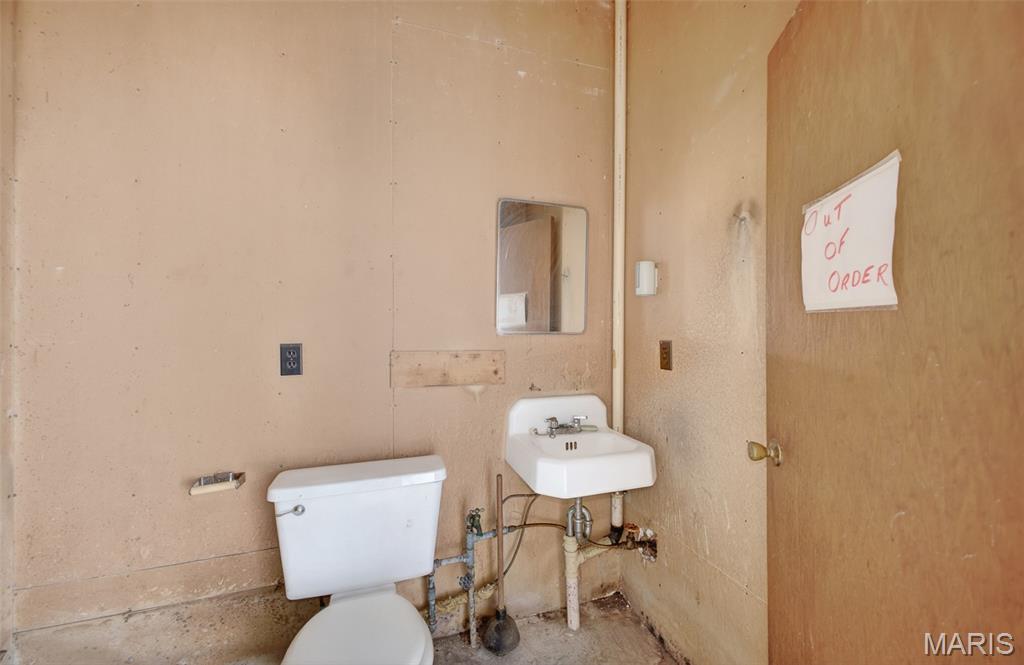 21987 Teak Lane Property Photo 7