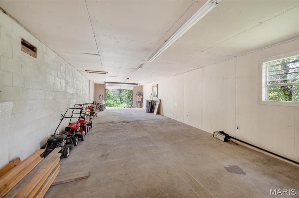 21987 Teak Lane Property Photo 11
