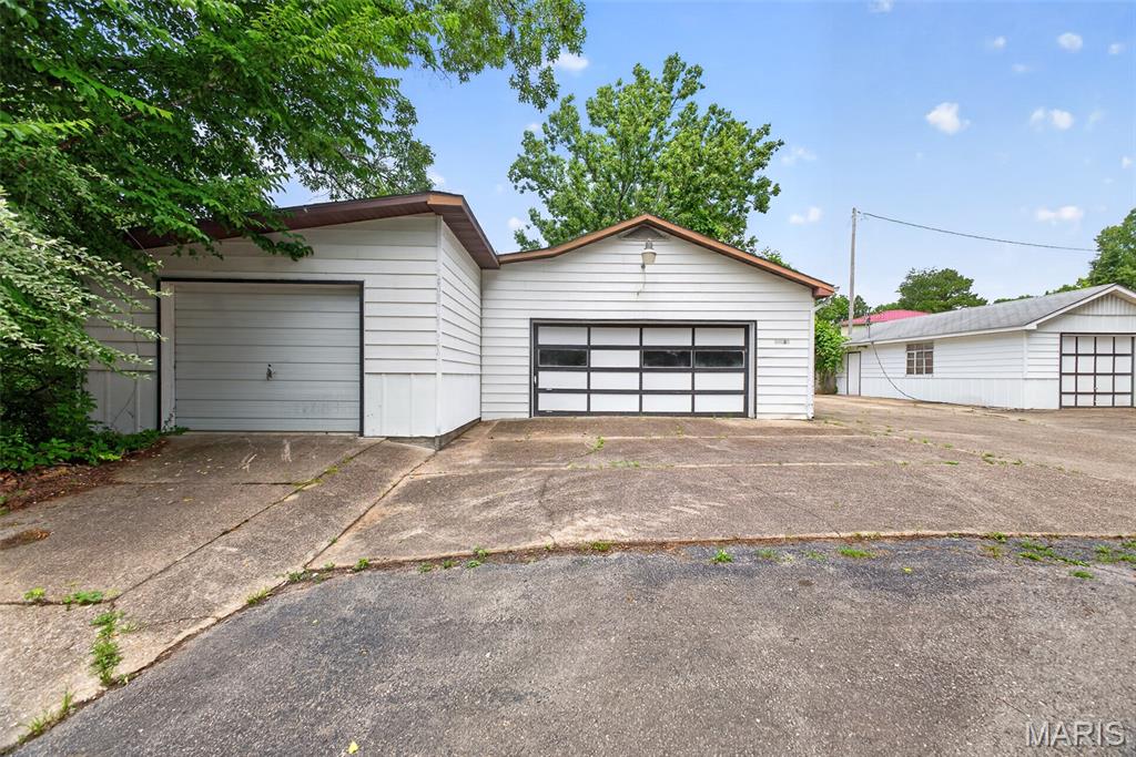 21987 Teak Lane Property Photo 13