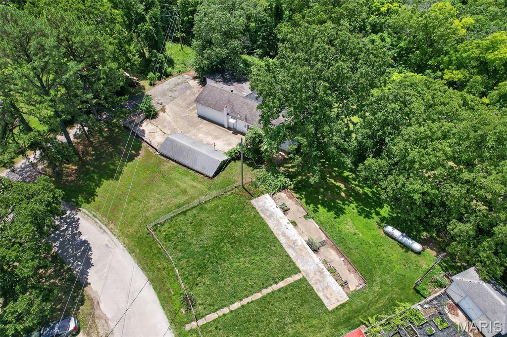 21987 Teak Lane Property Photo 21
