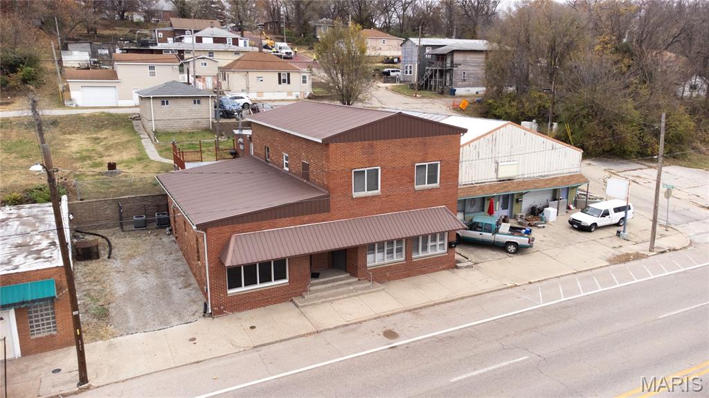 2248 E Broadway Property Photo 4