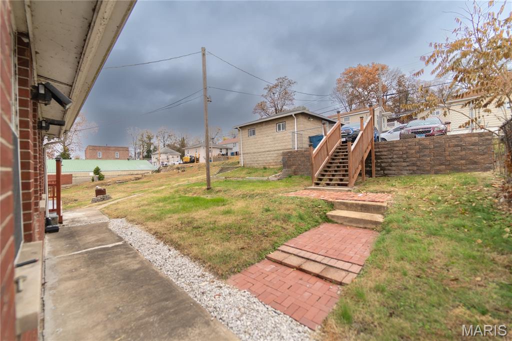 2248 E Broadway Property Photo 15