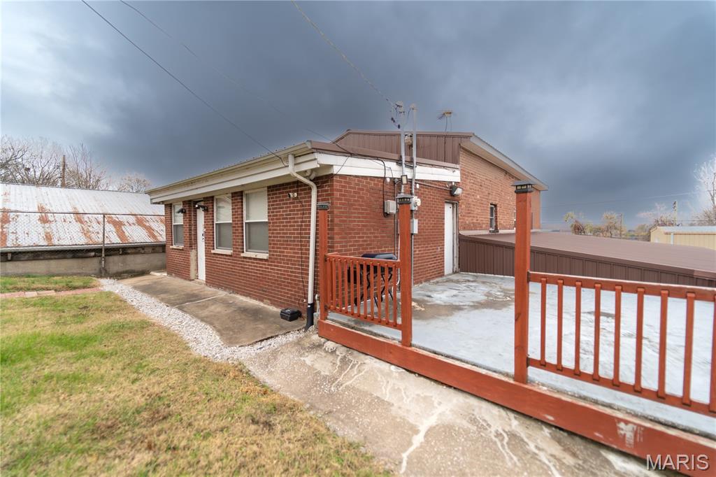 2248 E Broadway Property Photo 17