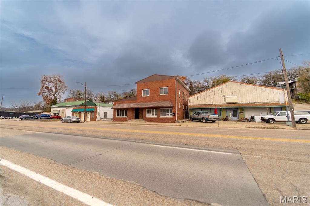2248 E Broadway Property Photo 21