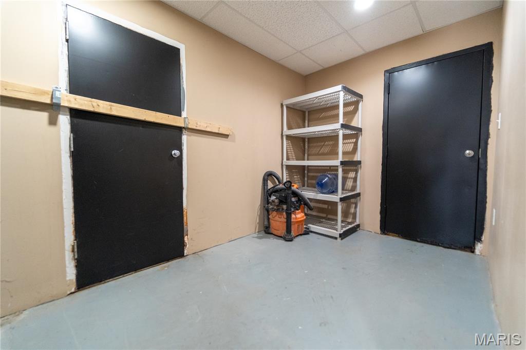2248 E Broadway Property Photo 46