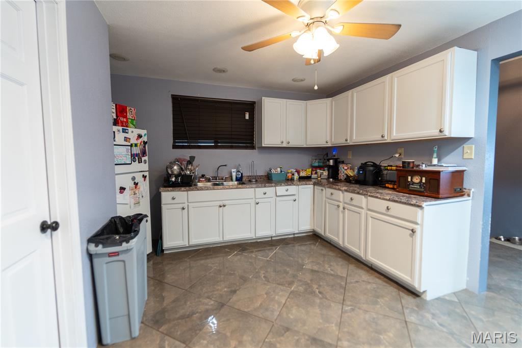 2248 E Broadway Property Photo 62