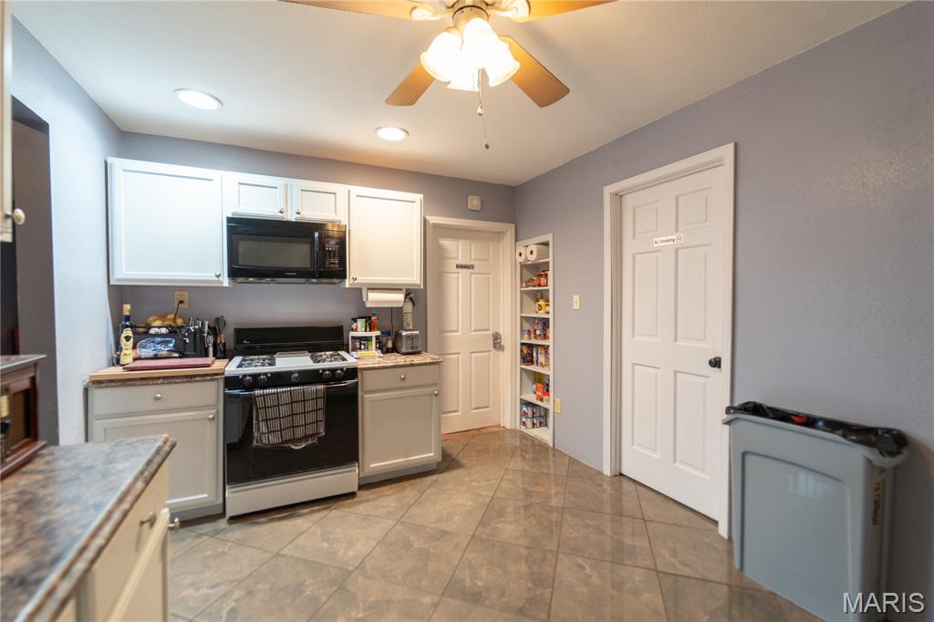 2248 E Broadway Property Photo 64