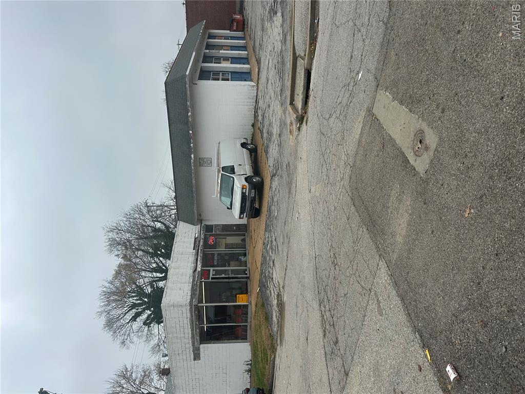 7049 W Florissant Avenue Property Photo 2