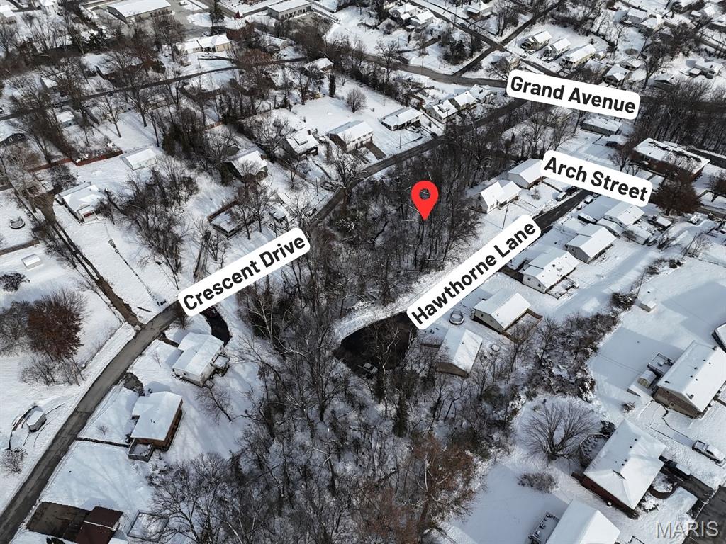1 Crescent Drive Property Photo 4