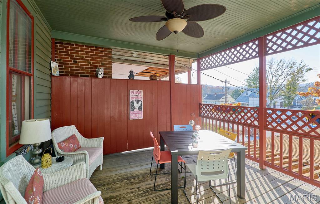 214 E 1st Street Property Photo 39