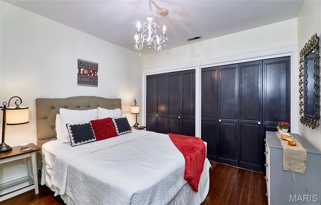 214 E 1st Street Property Photo 50
