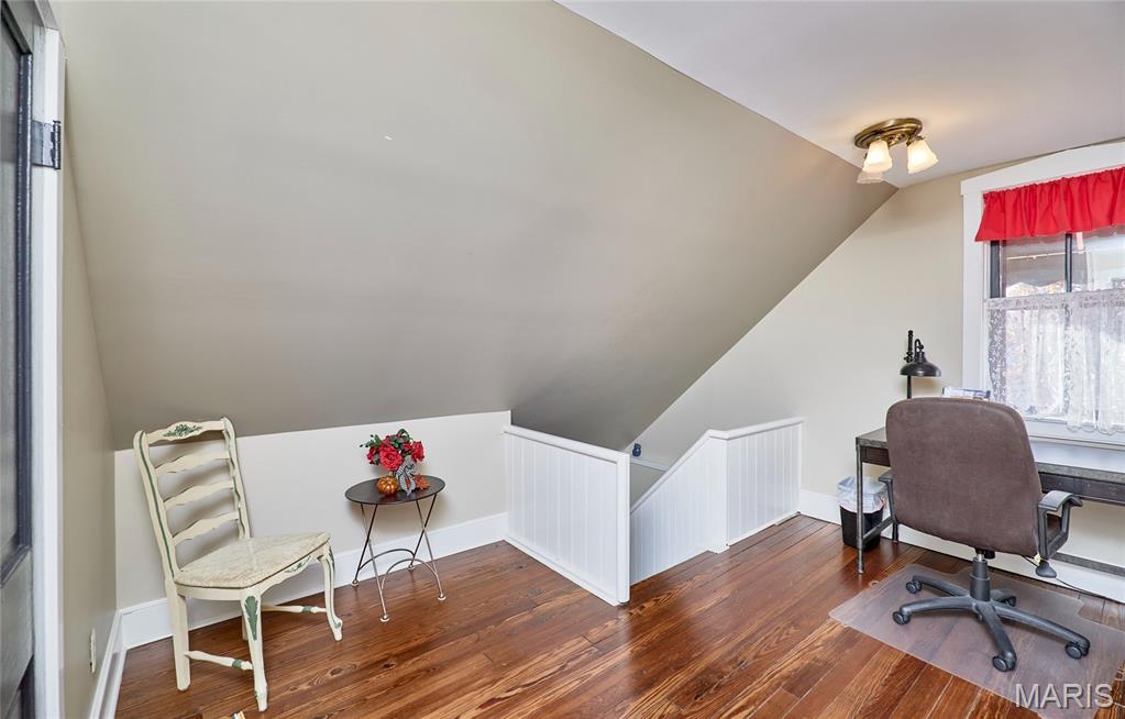 214 E 1st Street Property Photo 60