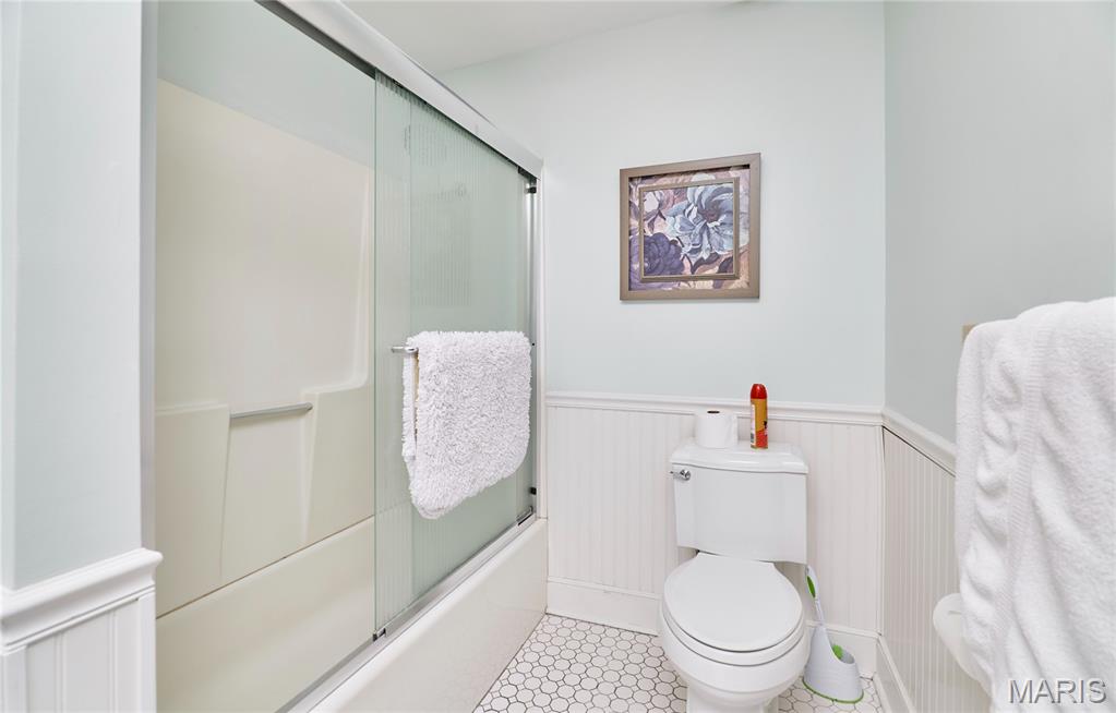 214 E 1st Street Property Photo 64