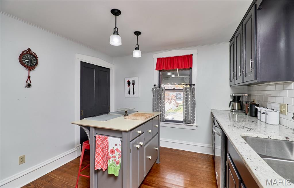 214 E 1st Street Property Photo 89