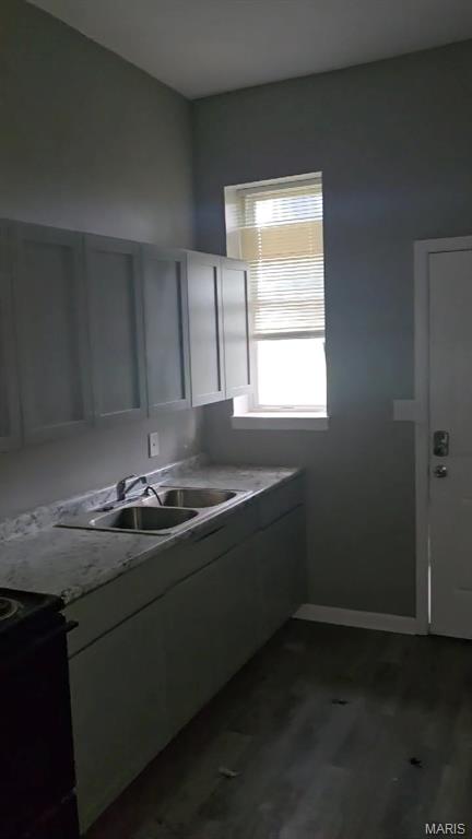 1200 N Euclid Avenue Property Photo 4