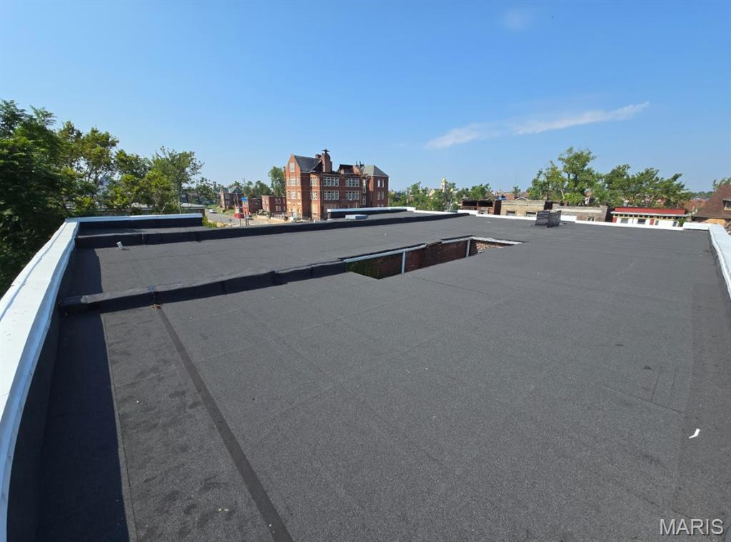 1200 N Euclid Avenue Property Photo 23