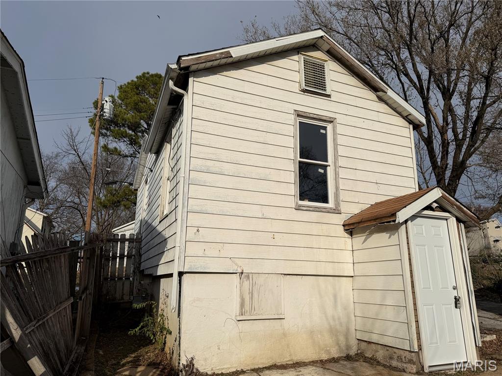 5138 Lode Avenue Property Photo 6